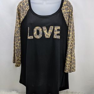 NEW Torrid Love Graphic Leopard Print T shirt